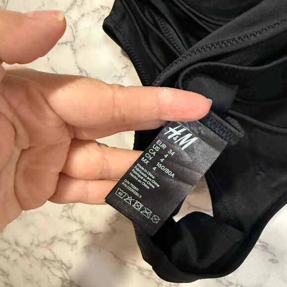 H&M Strappy Back Black Bathing Suit Size 4 - Picture 4 of 6